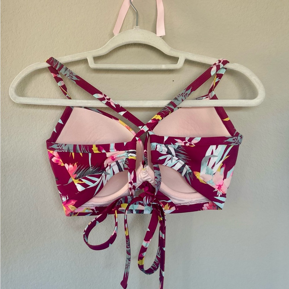 Floral Bikini Top with Tie Detail - Picture 5 of 6